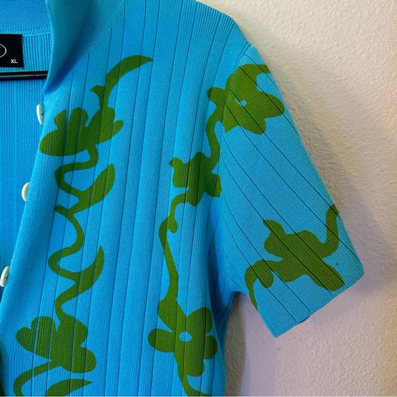 Blue and green floral print ribbed dress with buttons - Picture 7 of 9